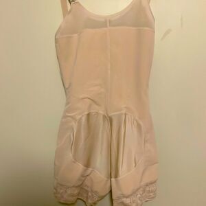 Body shaper brand new w/o tags